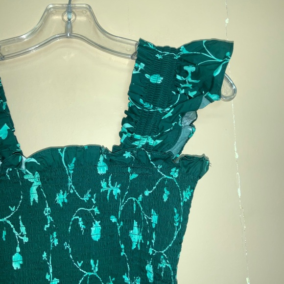 Hill House Top The Paz Green Botanical Floral Smocked Cap Sleeveless - Picture 5 of 5